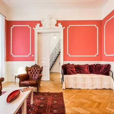 Maison Orange & Maison Rose *